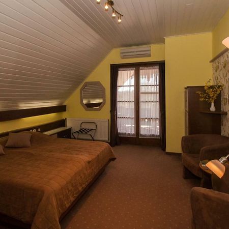 Hasik Hotel Magyarpolány Екстериор снимка